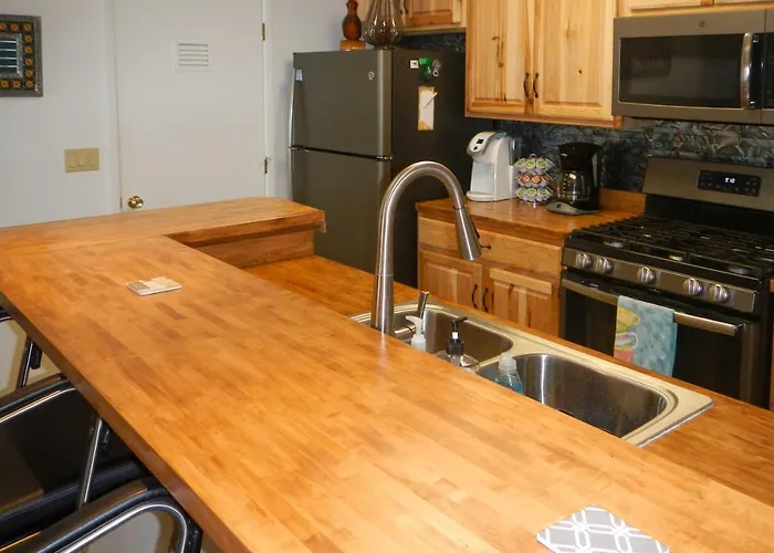 Tucson Home With Bbq And Patio, 5 Mi To A Mountain!